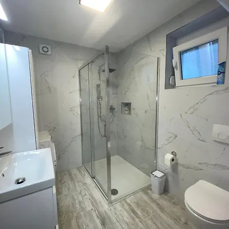 Apartma Apartma Dzana Zaga